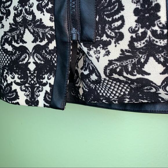 Luii Faux Leather Edgy Zipper Moto Asymmetrical Jacket Blazer Small - Picture 7 of 15